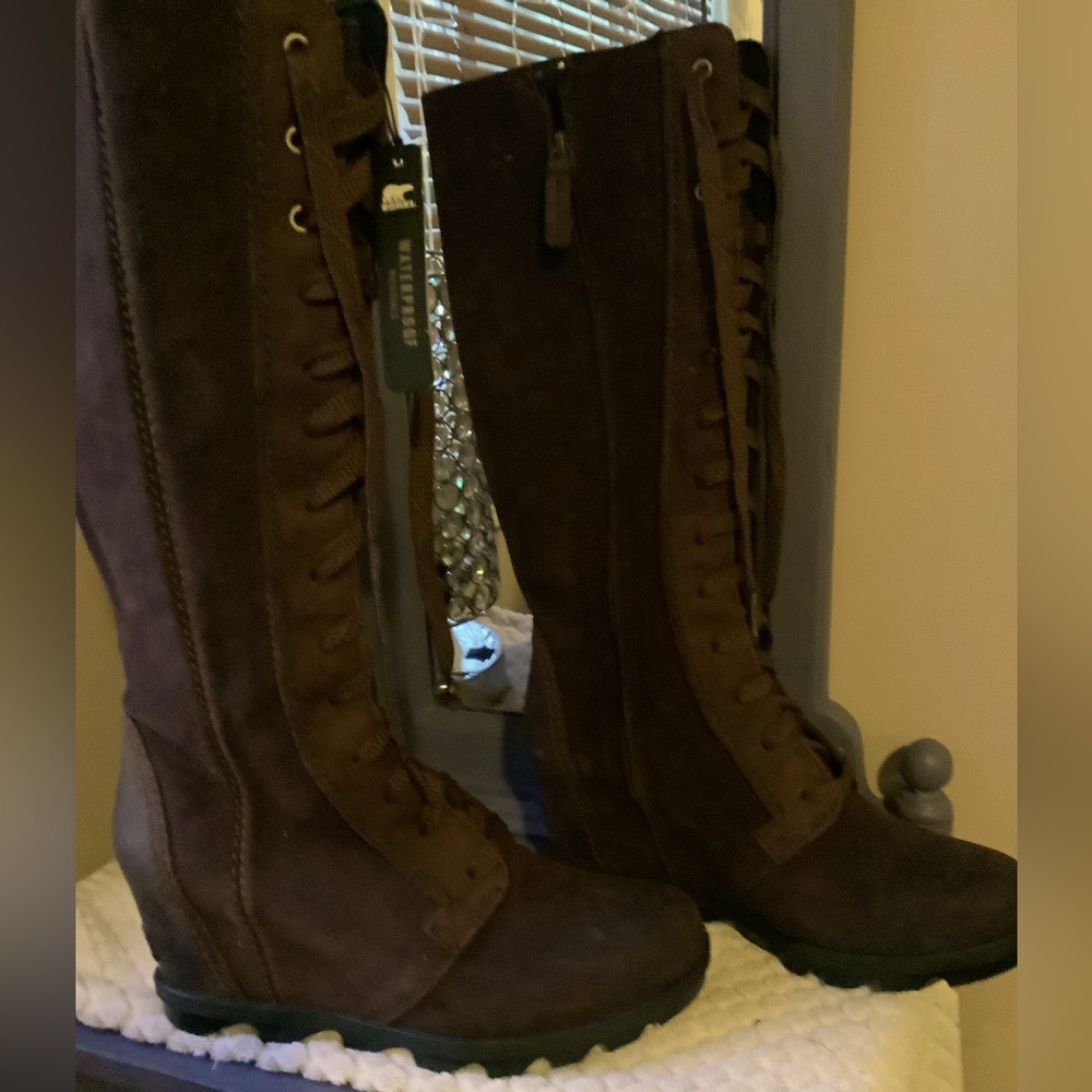 Sorel tall Joan of arch boots in cattail size 9.5